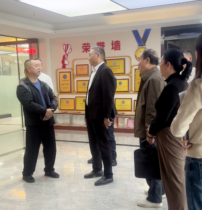 重庆保安协会赴桂交流，中威泰熠保安集团架起行业互鉴桥梁